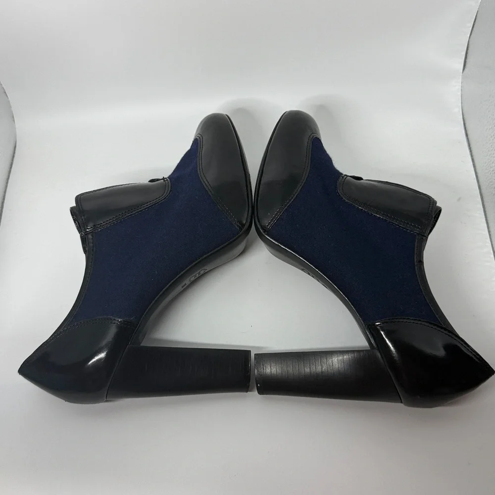 Tory Burch Leighton Women’s Sz 8 Wing Tip Style Ankle Booties Navy & Black Heels